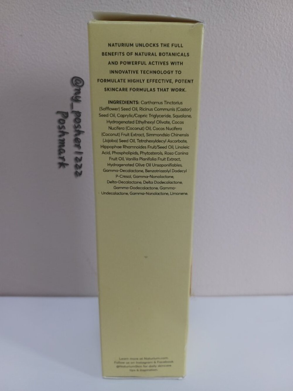𝗡𝗔𝗧𝗨𝗥𝗜𝗨𝗠 𝐓𝐡𝐞 𝐆𝐥𝐨𝐰 𝐆𝐞𝐭𝐭𝐞𝐫 𝐁𝐨𝐝𝐲 𝐎𝐢𝐥 3.4 fl oz/100 ml🟡 - Picture 12 of 16